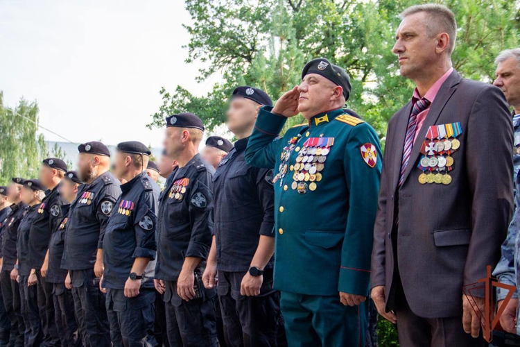 В Подмосковье на базе ОМОН Росгвардии состоялось торжественное мероприятие, посвящённое 30-летию со Дня образования отряда