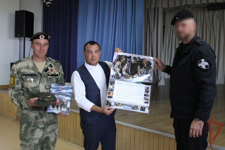 Памятные мероприятия в честь погибшего в 2002 году сотрудника тюменского ОМОН прошли в Тюменской области (видео)
