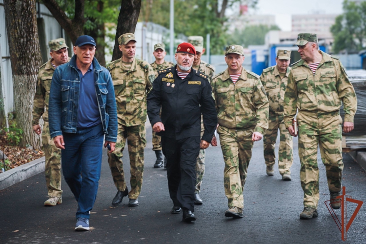Генерал-полковник Алексей Воробьёв посетил с рабочей поездкой Военную академию Росгвардии