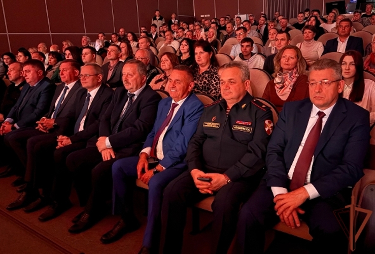 Оркестр Росгвардии выступил на концерте в преддверии Дня города Ульяновска