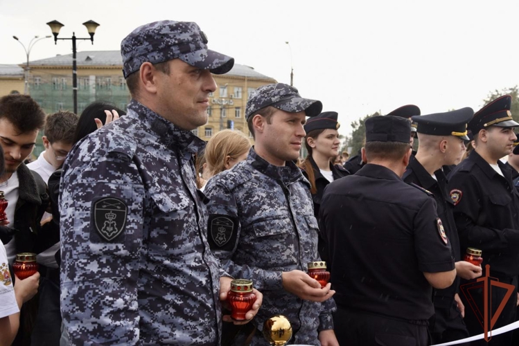Росгвардейцы в регионах Сибири приняли участие в мероприятиях, приуроченных ко Дню солидарности в борьбе с терроризмом