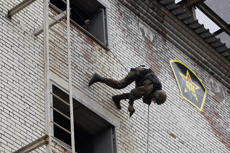 Трудный путь в элиту спецназа. Фотоальбом