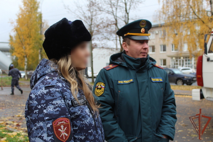 Пожарно-тактическое занятие Росгвардии и МЧС прошло в Вологде