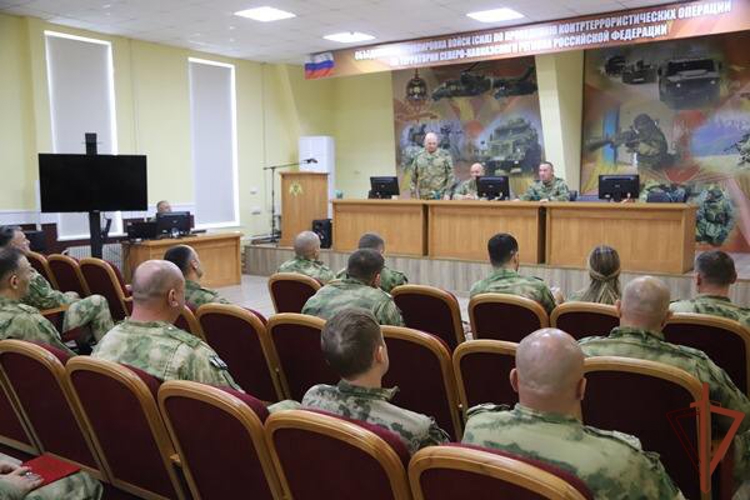Личному составу ОГВ(с) представлен новый командующий  