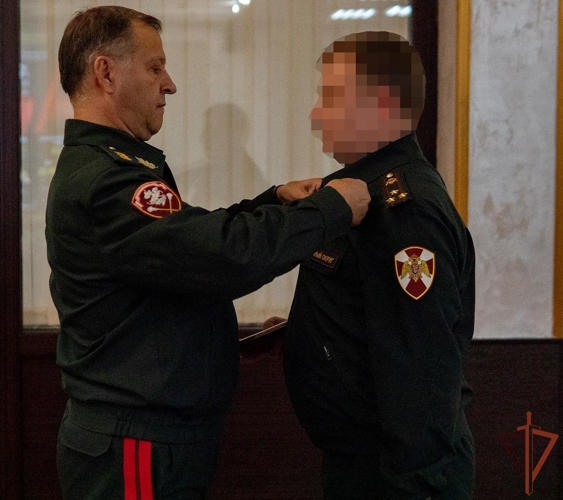 В Центральном округе Росгвардии вручили государственные награды отличившимся военнослужащим