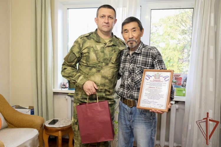 Мероприятия декады пожилого человека прошли в Сибирском округе Росгвардии