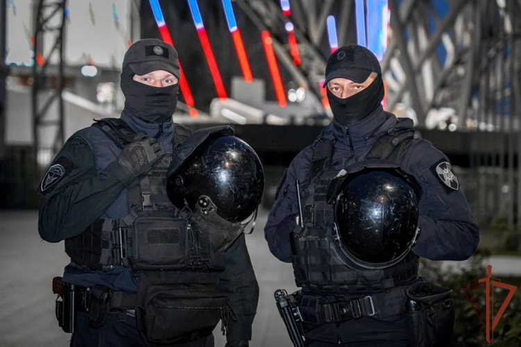 Безопасность матча КХЛ в Санкт-Петербурге обеспечили росгвардейцы