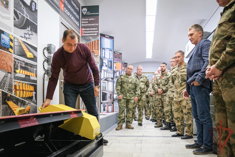 В Санкт-Петербурге состоялся учебно-методический сбор кинологов Росгвардии