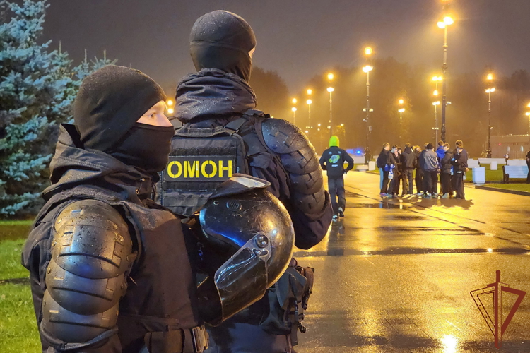 Подразделения Росгвардии обеспечили правопорядок на футбольном матче «Зенит» – «Динамо» в Санкт-Петербурге 