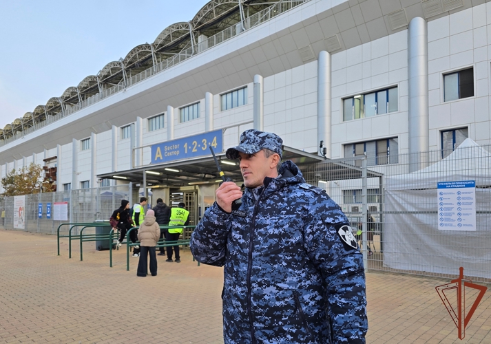 Росгвардейцы в Дагестане обеспечили безопасность футбольного матча Российской премьер-лиги