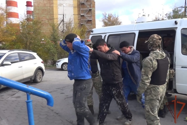 В Липецкой области при содействии спецназа Росгвардии прошел  рейд по выявлению нарушений миграционного законодательства