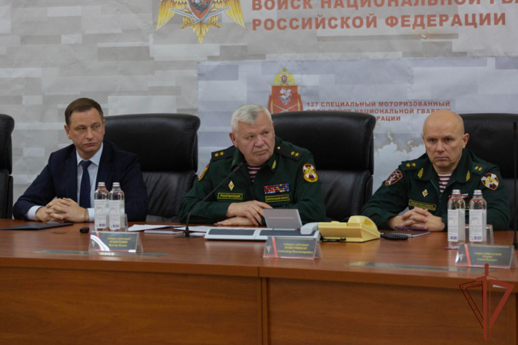 В Росгвардии прошел сбор с должностными лицами, ответственными за организацию обеспечения общественной безопасности и правопорядка
