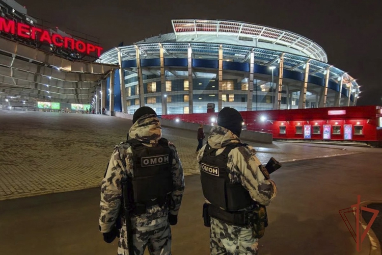 Росгвардия обеспечила безопасность хоккейного матча КХЛ в Москве 
