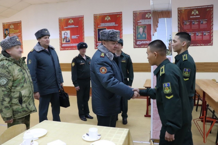 Новосибирский военный институт Росгвардии с рабочим визитом посетила делегация Республики Казахстан