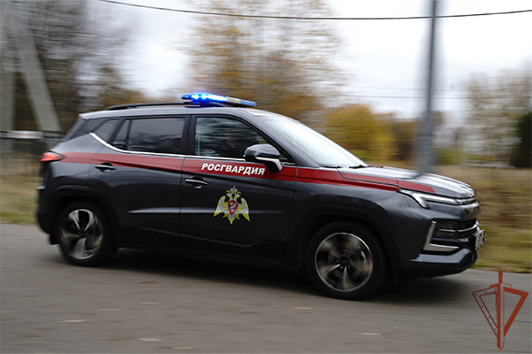 В Москве росгвардейцы задержали мужчину, напавшего на таксиста