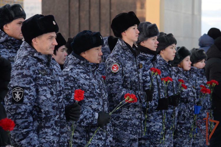 Росгвардейцы провели образовательные и патриотические мероприятия в северных регионах Урала
