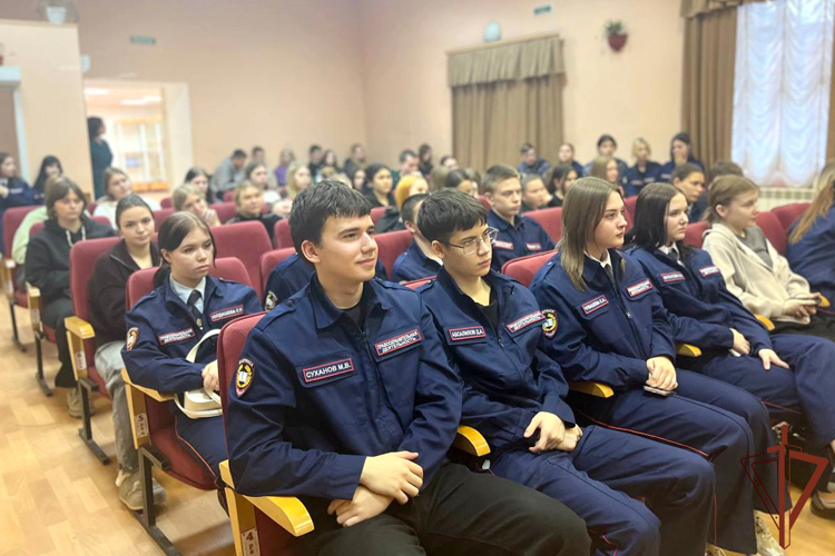 Росгвардия провела спортивные и патриотические мероприятия для уральской молодежи