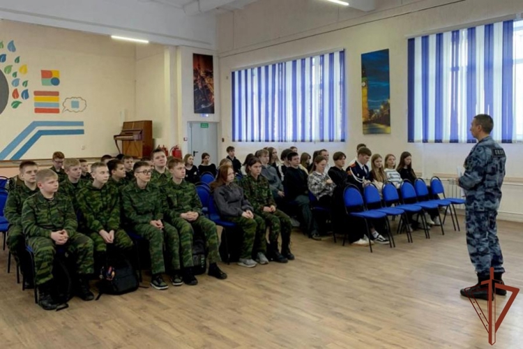 На Урале росгвардейцы провели патриотические мероприятия 