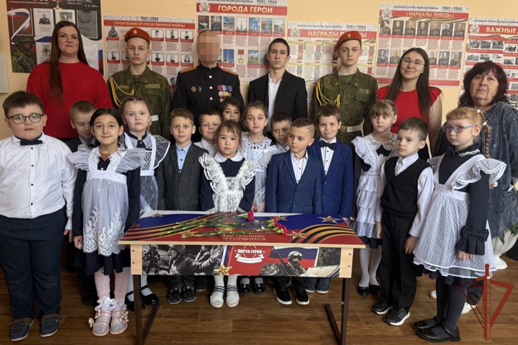 «Парта Героя» в память об офицере спецназа Росгвардии открыта в Хабаровском крае
