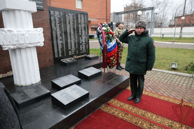 В Подмосковье открыли памятную плиту инженерам Росгвардии, погибшим в ходе СВО (видео)