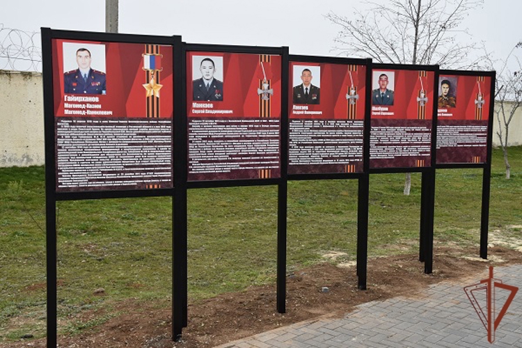 Росгвардейцы стали участниками международной акции «Сад памяти» в Элисте