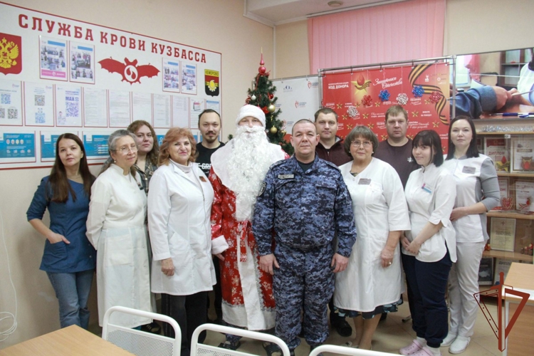 Новогодняя донорская акция в рамках ведомственного проекта Росгвардии стартовала в Кемерове 