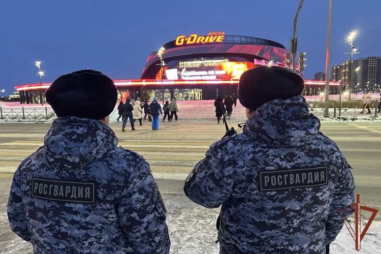 Росгвардия обеспечила правопорядок во время хоккейных матчей чемпионата КХЛ в Омске
