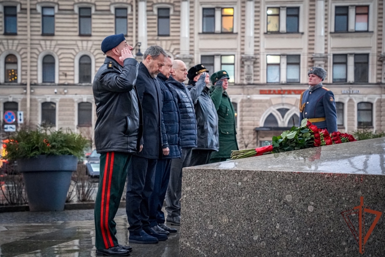 В Санкт-Петербурге почтили память Героев Отечества  