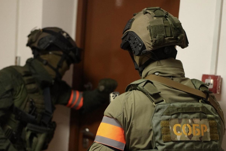 Подозреваемый в мошенничестве задержан в Новосибирске при содействии СОБР Росгвардии