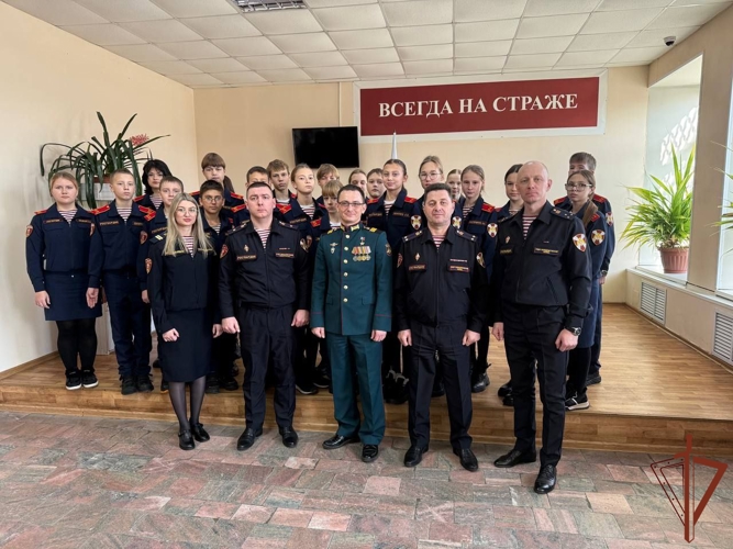 Патриотические мероприятия для молодежи провели росгвардейцы на Дальнем Востоке 