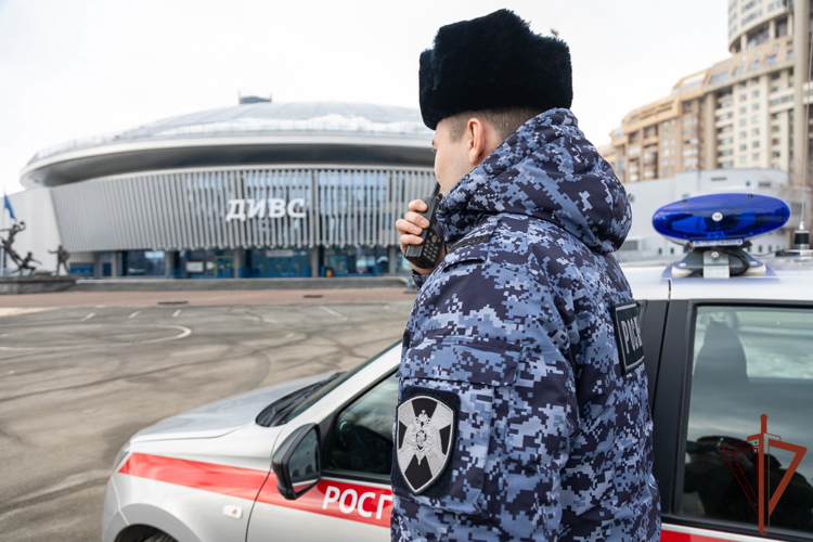 Росгвардейцы обеспечили правопорядок на крупных спортивных и культурных мероприятиях в регионах Урала
