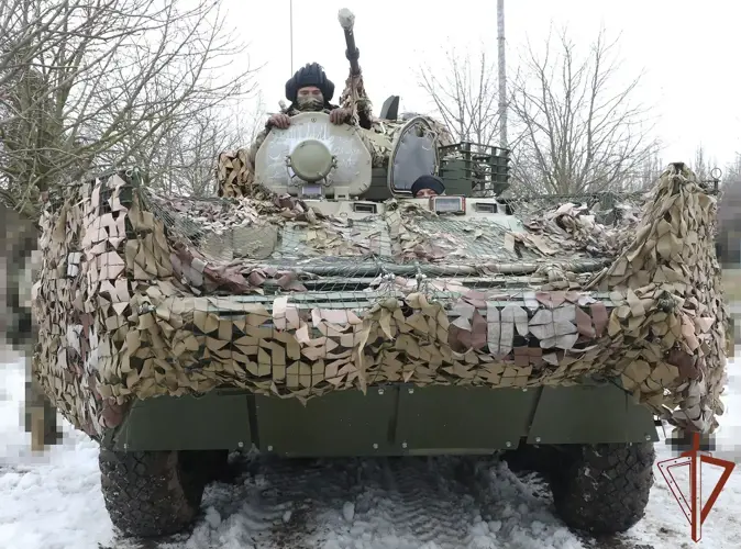 Автобронетанковые подразделения Росгвардии выполняют боевые задачи в зоне специальной военной операции (видео)