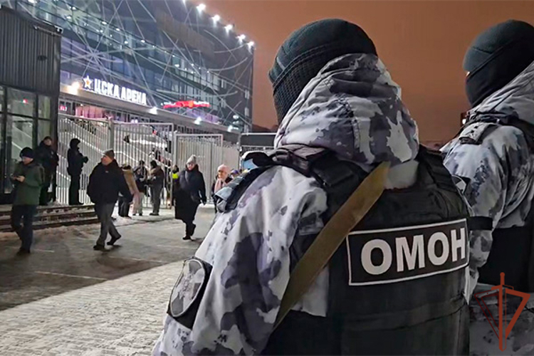 Росгвардия обеспечила правопорядок во время матча КХЛ в Москве (видео)