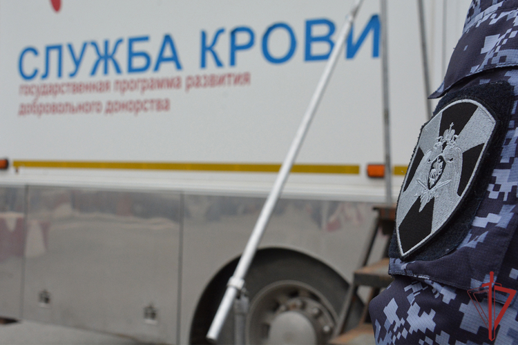 На Урале росгвардейцы сдали более 34 литров крови в рамках акции «От сердца к сердцу»