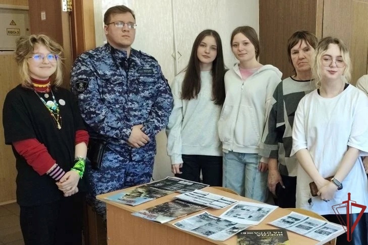 Мероприятия по патриотическому воспитанию молодежи проходят в Уральском округе Росгвардии