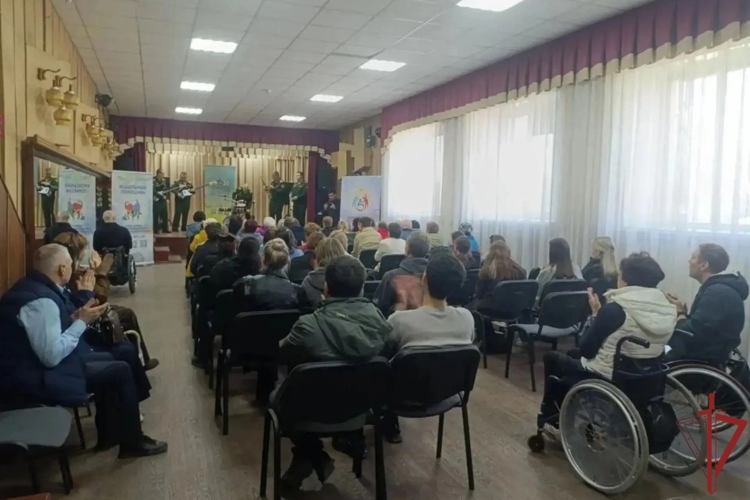 Росгвардейцы в ЛНР оказали поддержку людям с ограниченными возможностями здоровья