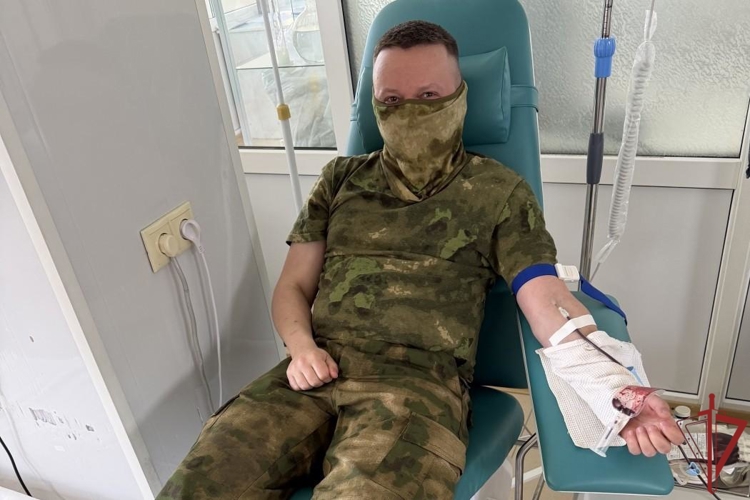 Росгвардейцы в ЛНР приняли участие в донорской акции «От сердца к сердцу»