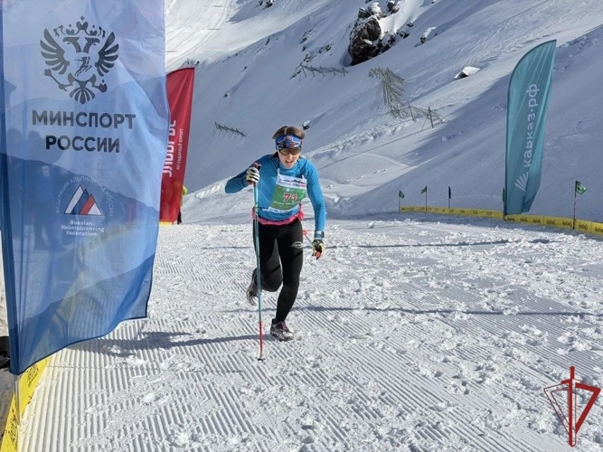 Военнослужащие Росгвардии стали чемпионами и призерами на соревнованиях по скайраннингу в Приэльбрусье