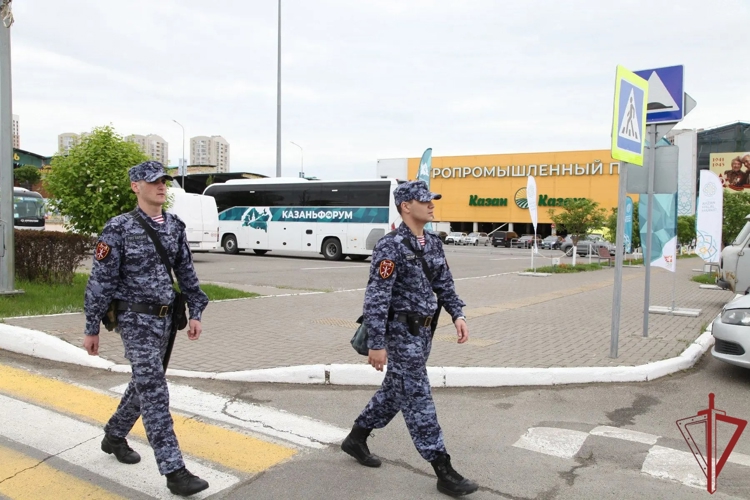 В Татарстане Росгвардия выполнила задачи по обеспечению безопасности XVII Международного экономического форума «Россия – Исламский мир: KазаньФорум» (видео)