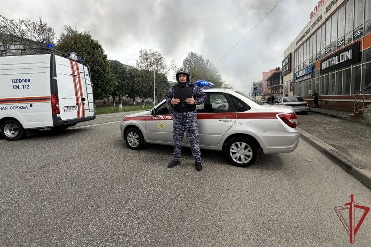 Росгвардейцы приняли участие в ликвидации последствий чрезвычайного происшествия в Пятигорске