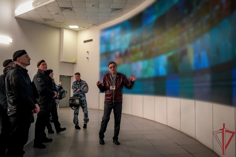 В Санкт-Петербурге состоялся учебно-методический сбор с командирами ОМОН (на транспорте) территориальных органов Росгвардии (видео)