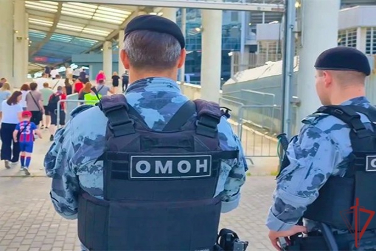 В Москве Росгвардия обеспечила безопасность футбольного матча РПЛ