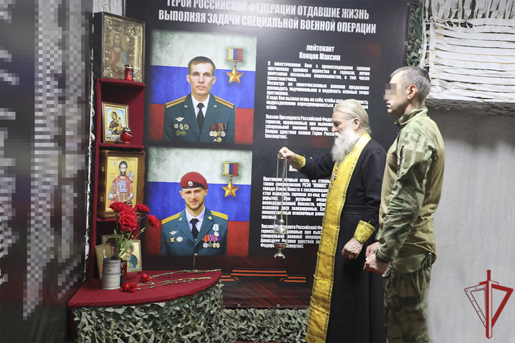 В зоне проведения СВО росгвардейцы провели мероприятия, приуроченные ко Дню Государственного флага Российской Федерации