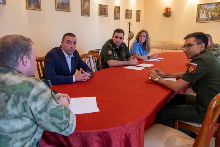 В Москве офицеры военной прокуратуры гарнизона приняли участие в личном приёме росгвардейцев – участников СВО