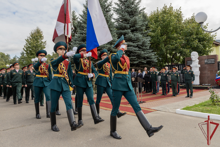 Начальник Главного штаба Росгвардии Герой России генерал-полковник Сергей Бойко принял участие в открытии гранитных стел воинам-инженерам в ЦИТО Росгвардии (видео)