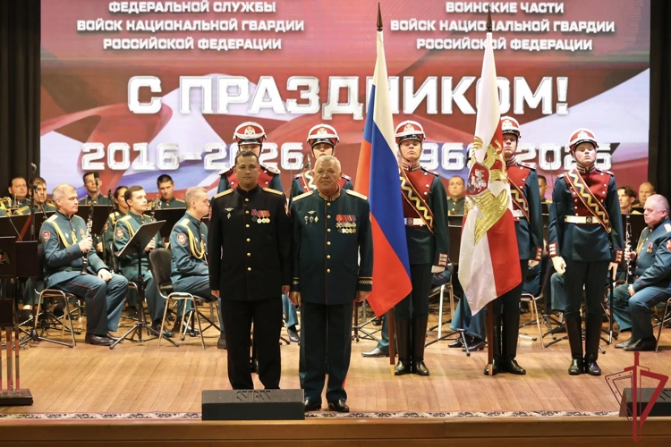 Отличившимся росгвардейцам вручили государственные награды в честь 60-летия со дня образования специальных моторизованных воинских частей (ВИДЕО)