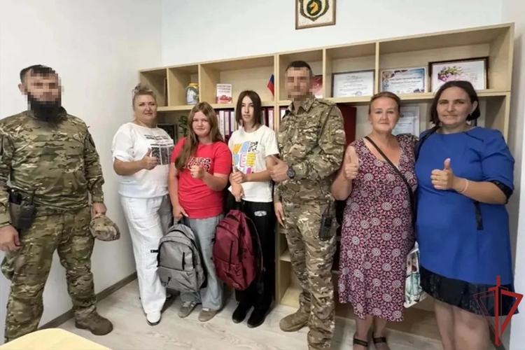 На южном направлении росгвардейцы присоединились к всероссийской акции «Собери ребенка в школу»