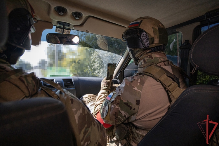 Военнослужащие  Росгвардии оказали помощь троим пострадавшим при атаке БПЛА в Белгородской области