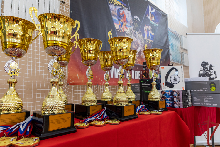 Определены победители и призеры чемпионата Росгвардии по летнему офицерскому троеборью